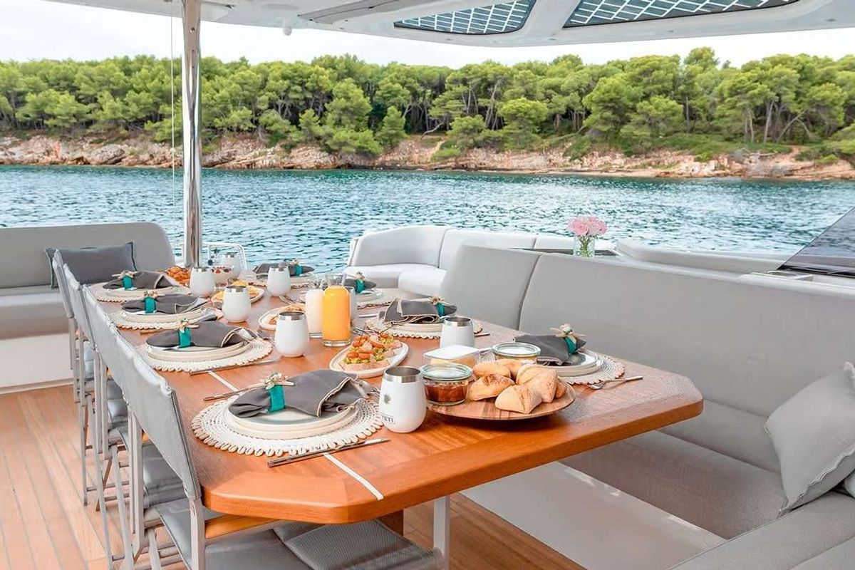 S/Y SOL MADININA image 3