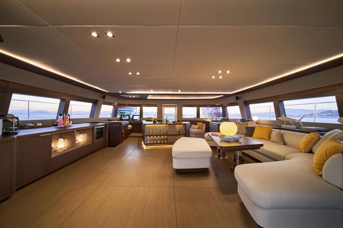 M/Y CRAZY HORSE  image 2