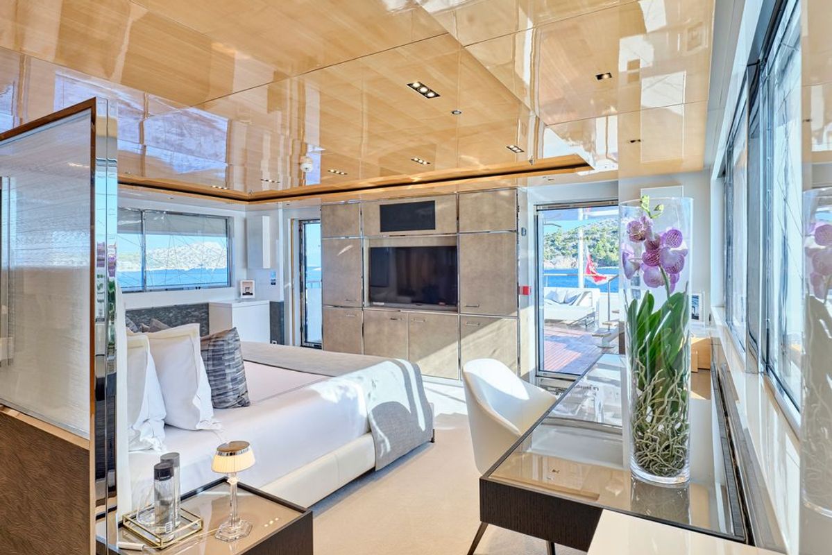 M/Y LA PELLEGRINA 1 image 13