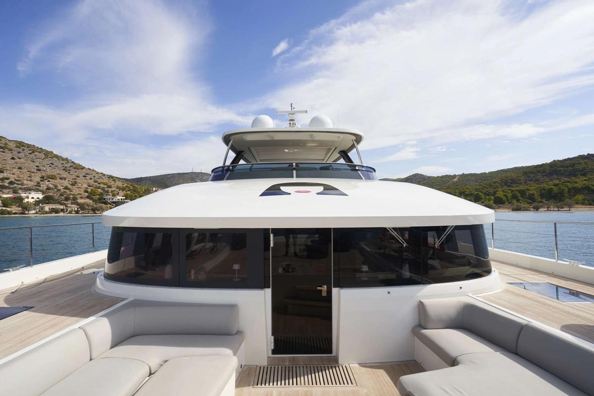 M/Y CRAZY HORSE  image 14