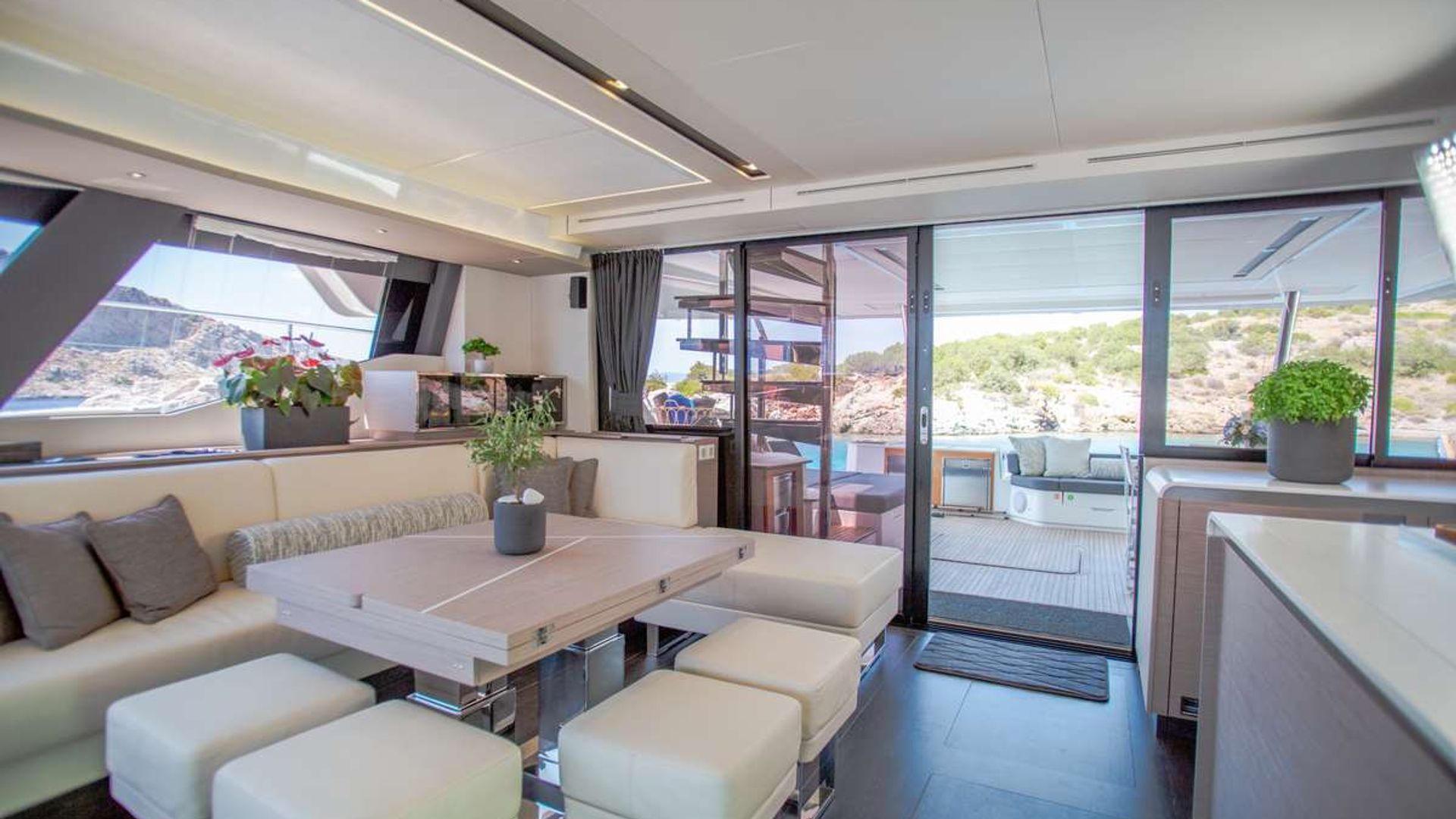 M/Y MAJESTY OF GREECE