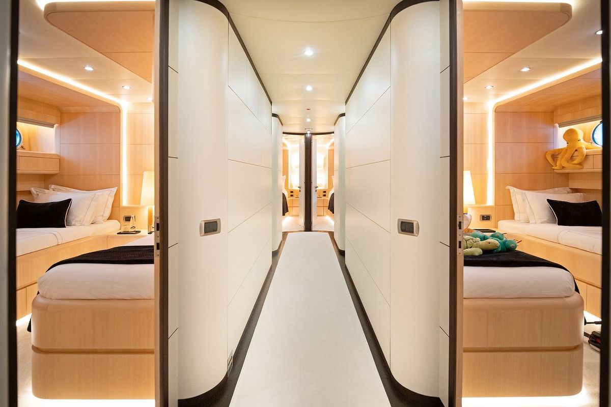 M/Y PAREAKI II image 14