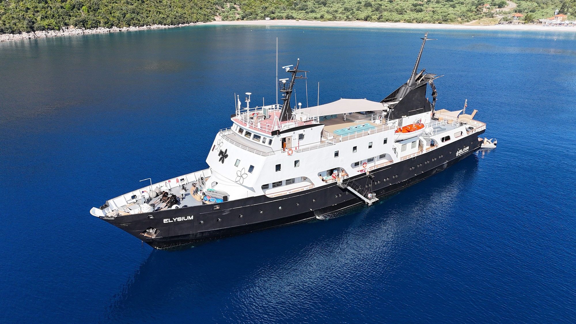 Cruise Ship ELYSIUM