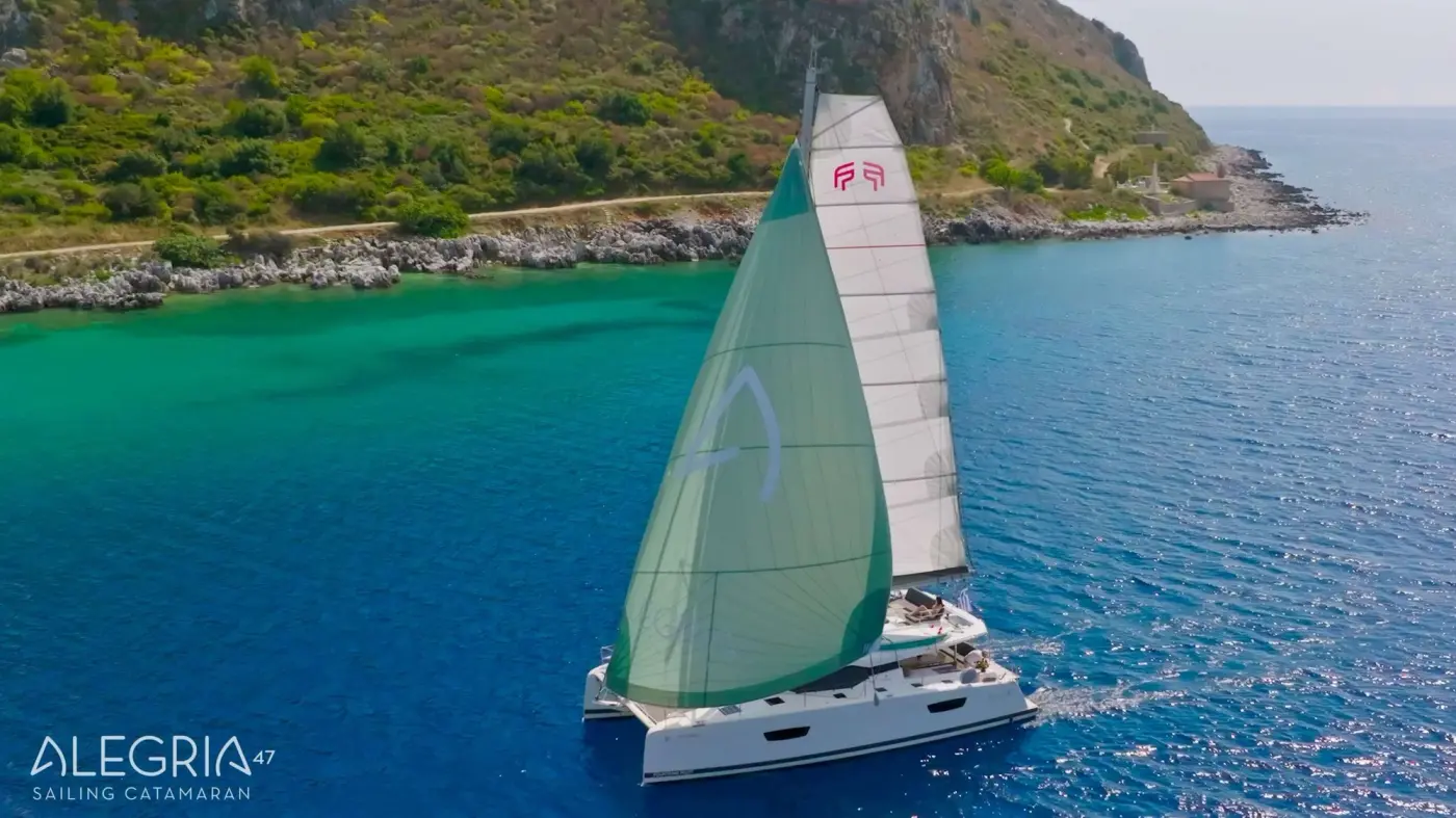 S/CAT Alegria, a 14-metre Lagoon 46 sailing catamaran from the George Yachts fleet, the yacht that sets the crewed floor at 10,900 euros a week