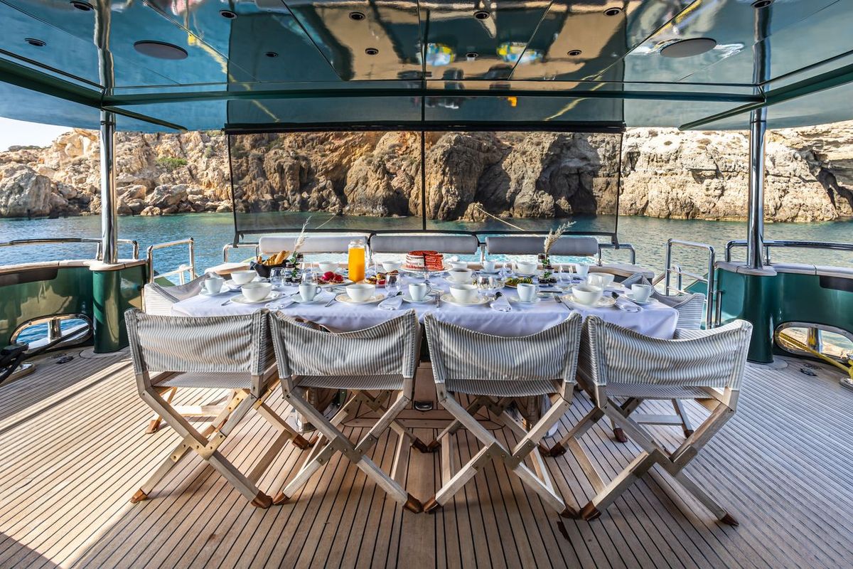 M/Y CAN'T REMEMBER image 16