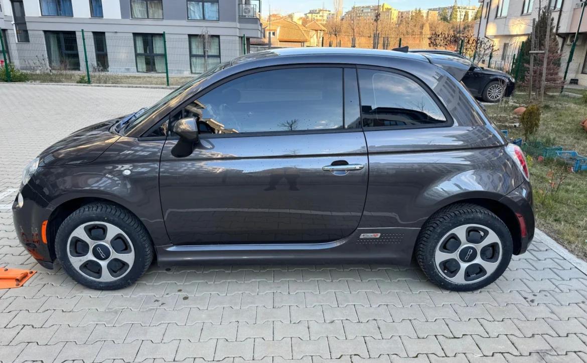Фото Fiat 500 Electric 3
