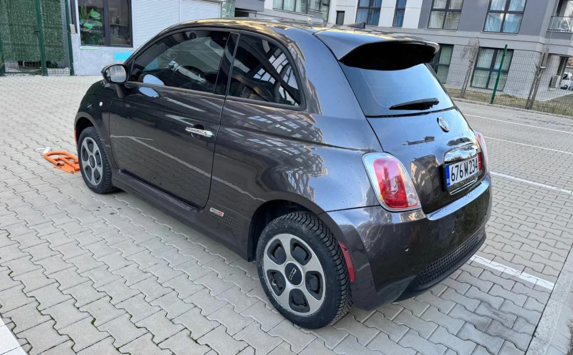 Фото Fiat 500 Electric 4