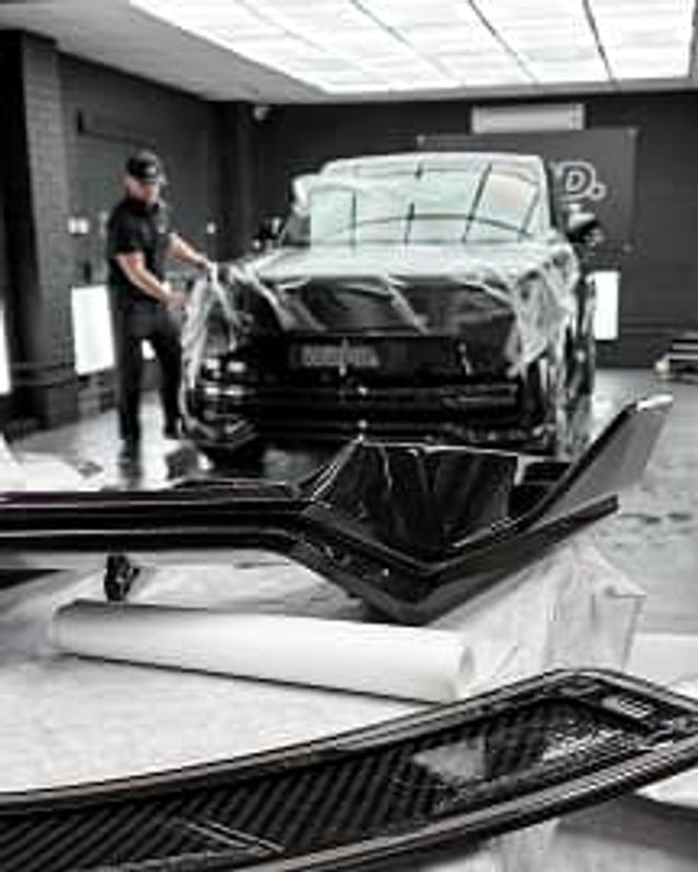 Range Rover getting a new wrap