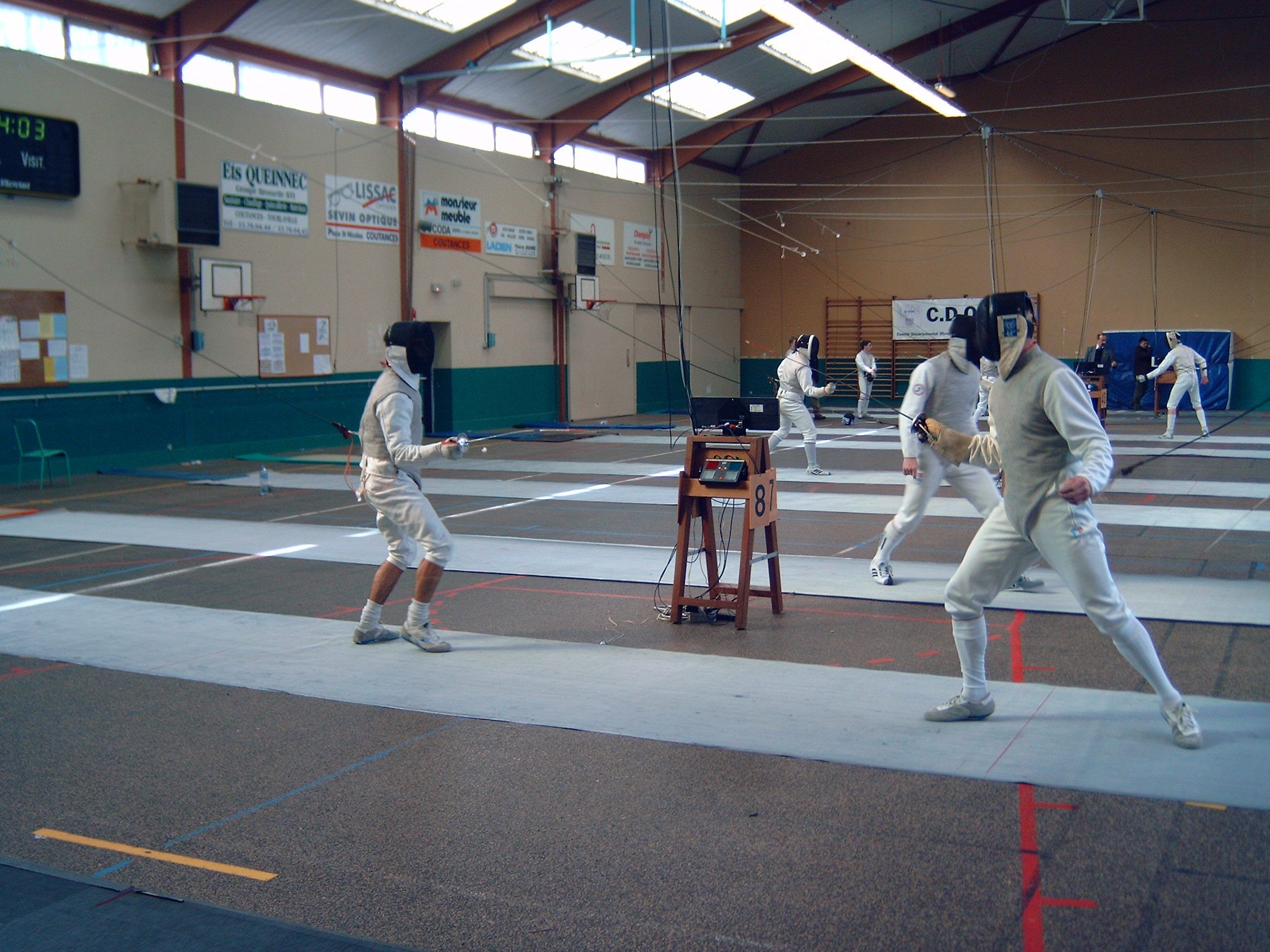 Photo de 2004-02-28 - Championnats de  Ligue Fleuret  Coutances