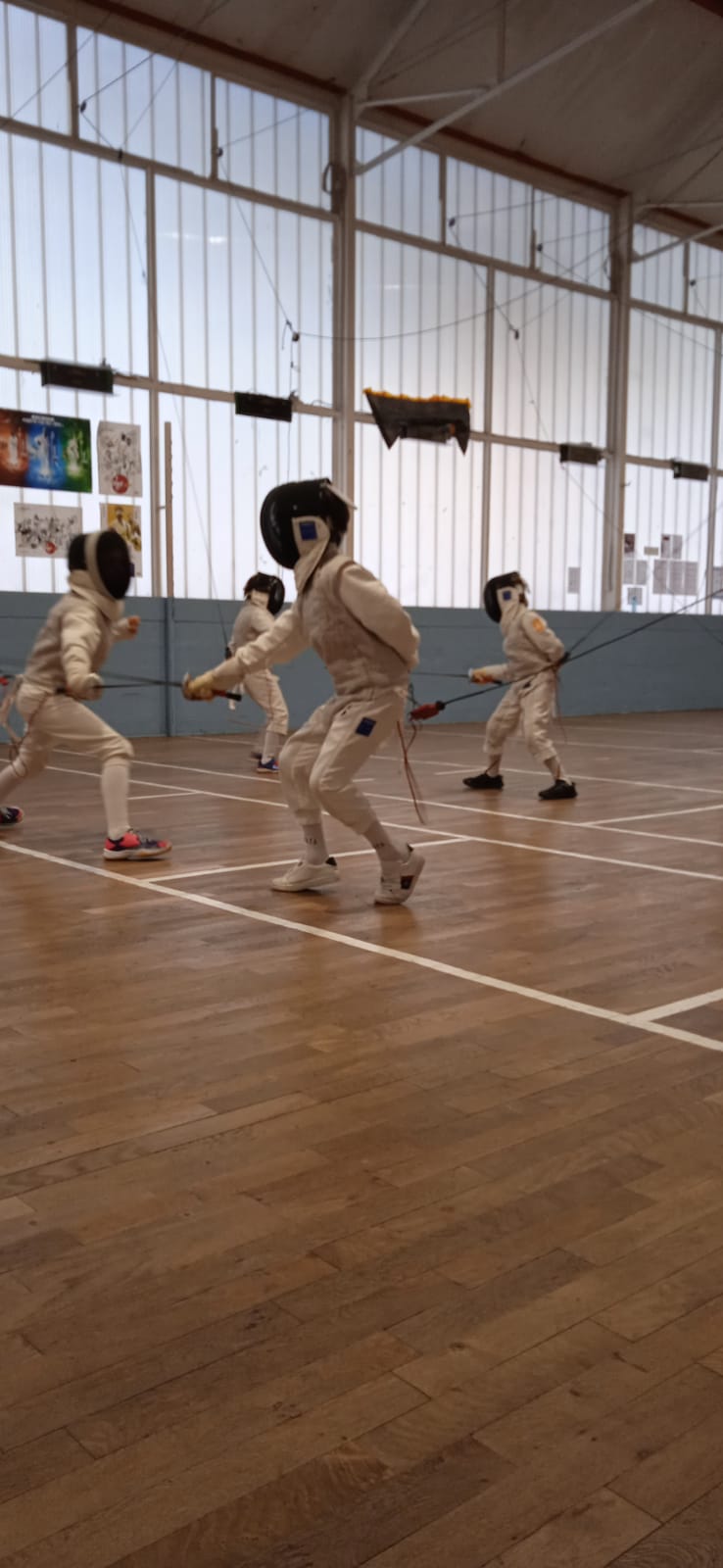 Photo de 2022-11-19 - Cours des petits