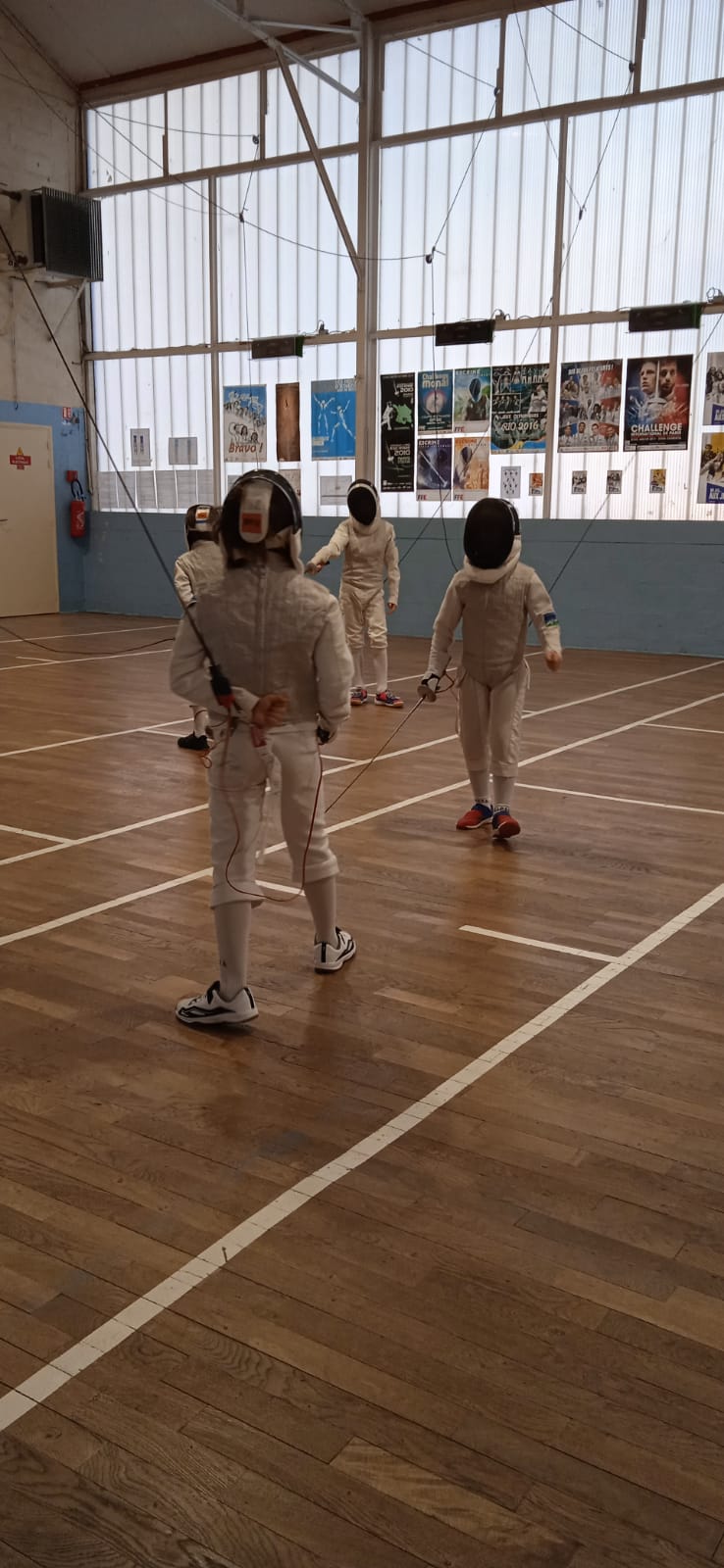 Photo de 2022-11-19 - Cours des petits
