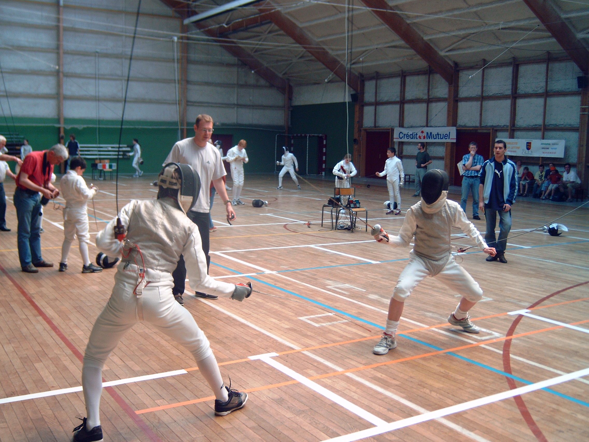 Couverture de 2004-05-16 - Crédit Mutuel Les Pieux