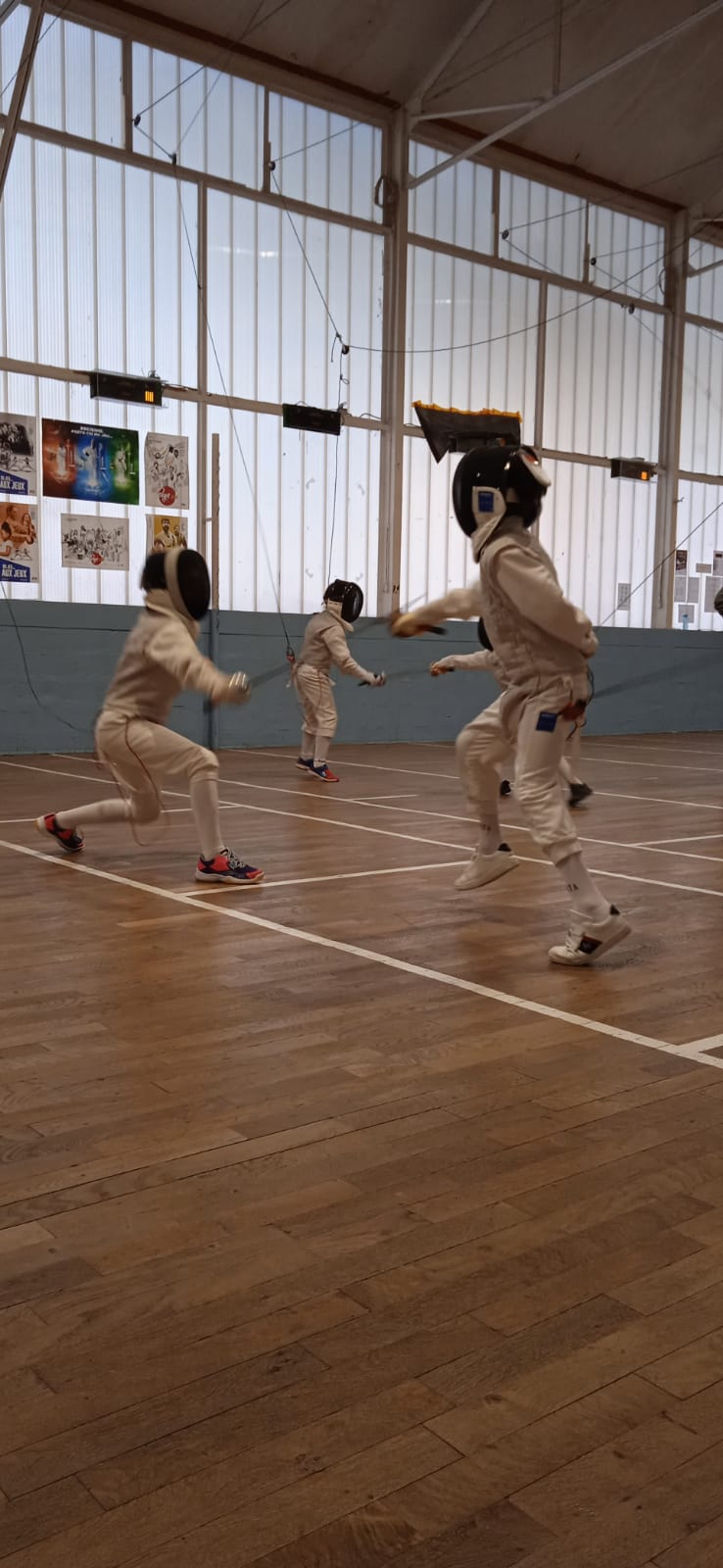 Photo de 2022-11-19 - Cours des petits