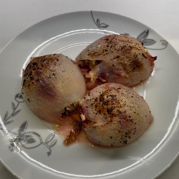 Osh Pyozee (Afghani Stuffed Onions)