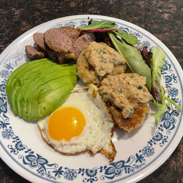 Llapingachos (Ecuadorian Stuffed Potato Patties)