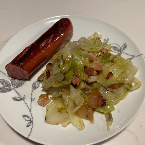 Kapusta (Polish Braised Cabbage)