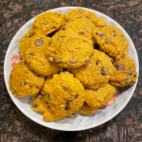 Pumpkin Chocolate Chip Cookies