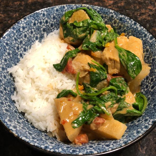 Chicken and Vegetables Braised in Peanut Sauce