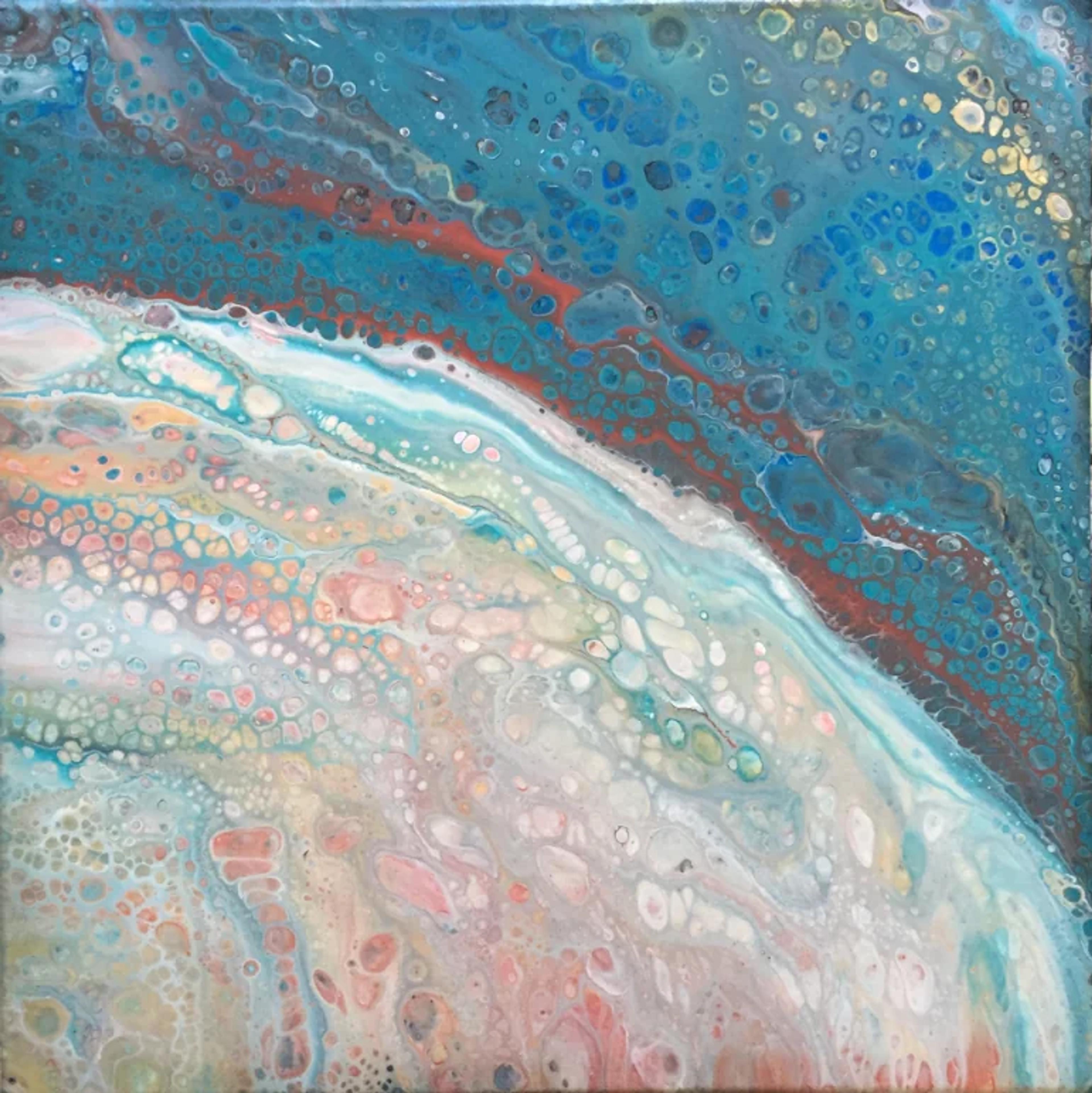Tableau abstrait contemporain de Caroline Pons. Couleurs marines (bleu, vert-de-gris) et sable (rose, crème, ocre) en fluide acrylique. Effets de cellules et de vagues abstraites.