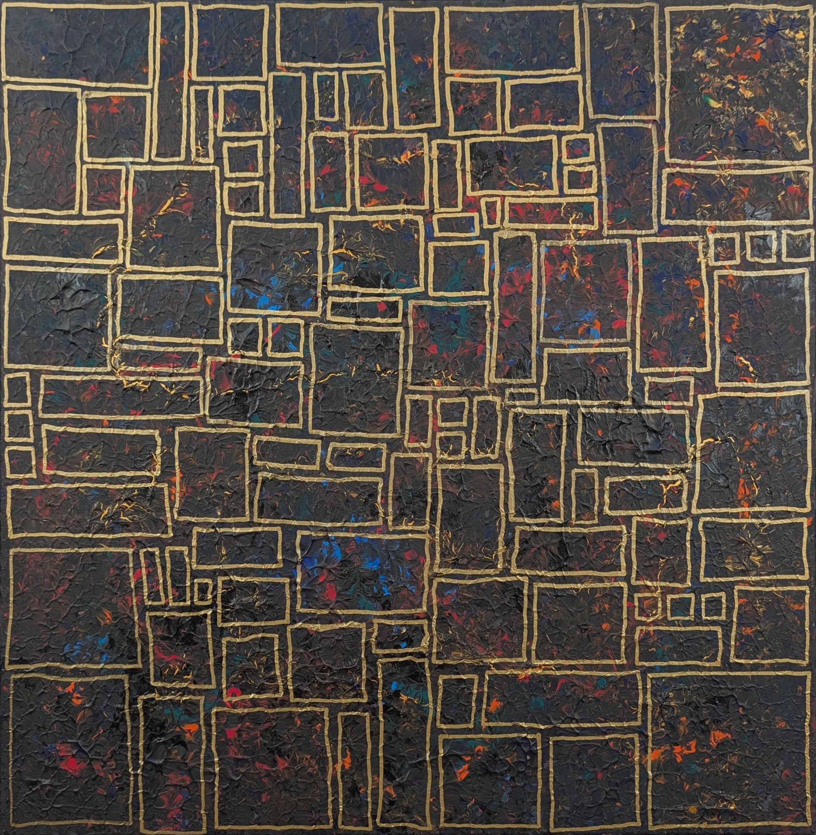 Tableau abstrait contemporain de Caroline Pons : Une œuvre texturée noire avec des rectangles et carrés dorés, révélant des touches de couleurs vives sous la surface, évoquant une ville enfouie.