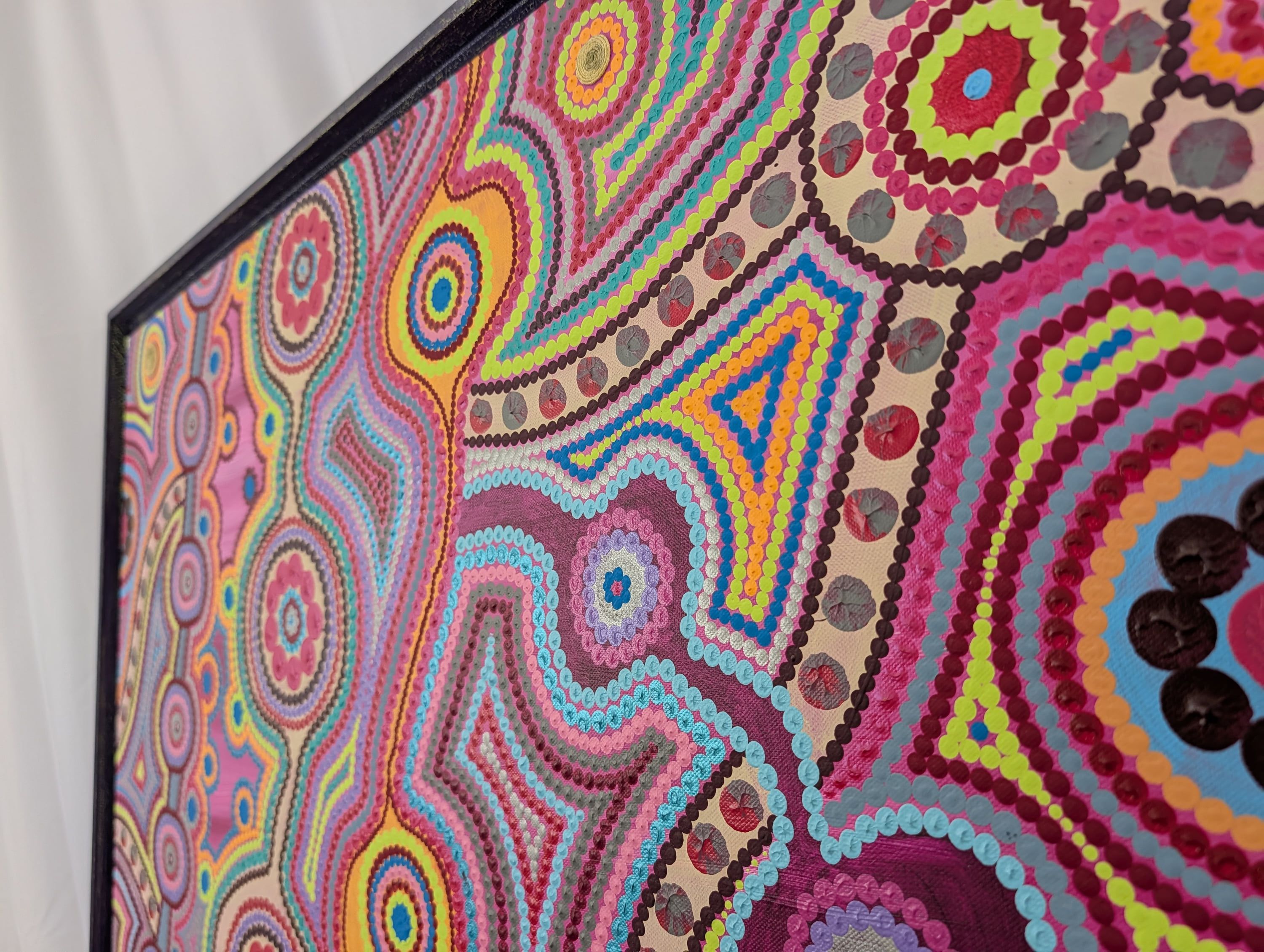 Gros plan texturé de la Toile acrylique "Pink" par Caroline Pons. Motifs de points vibrants roses, oranges, verts néon et bleus formant des arabesques complexes.