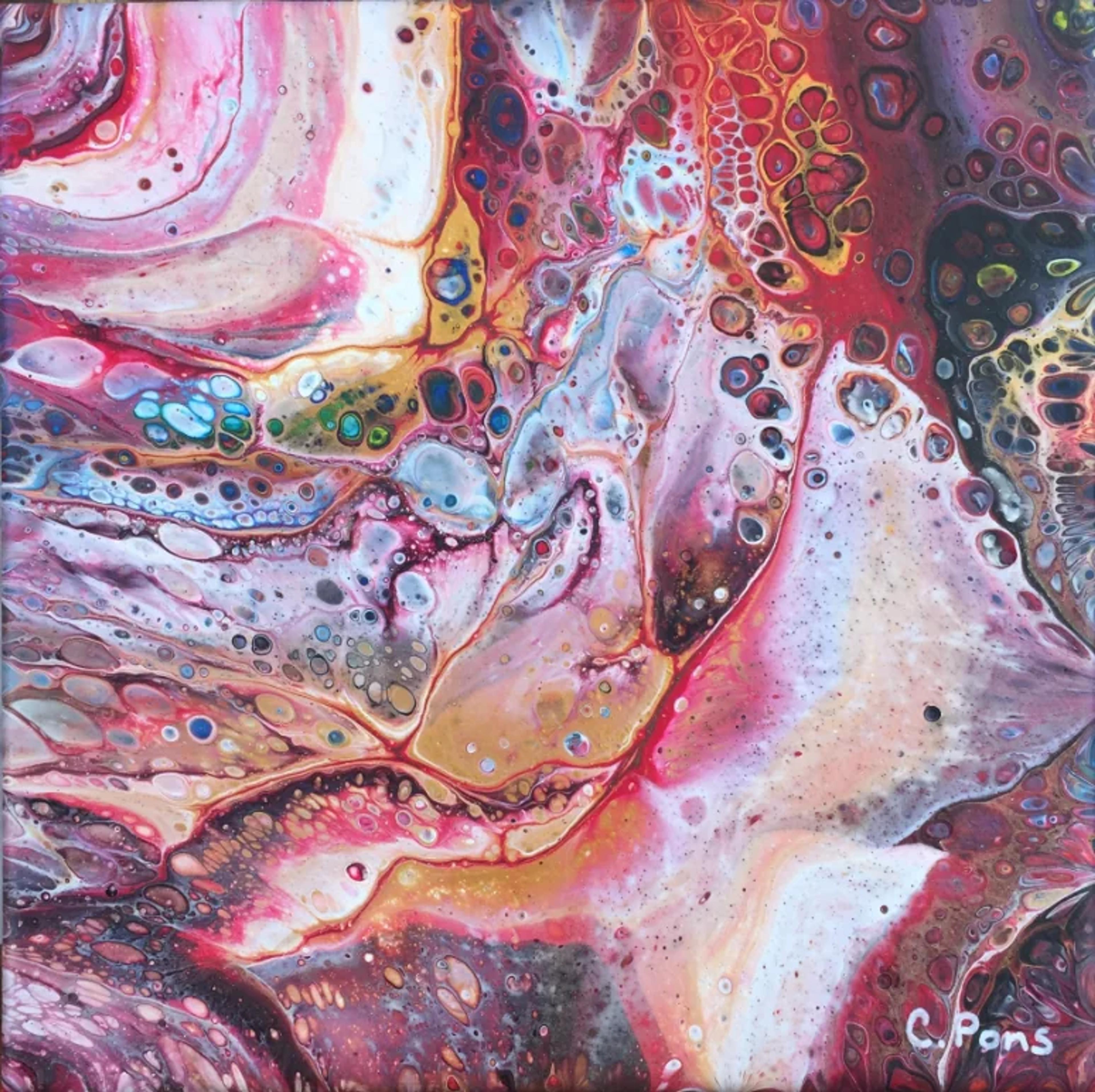 Tableau abstrait contemporain de Caroline Pons. Œuvre "Acrylic Pouring" aux motifs cellulaires vibrants de rose, rouge, or, blanc et bleu, créant une texture fluide et organique.