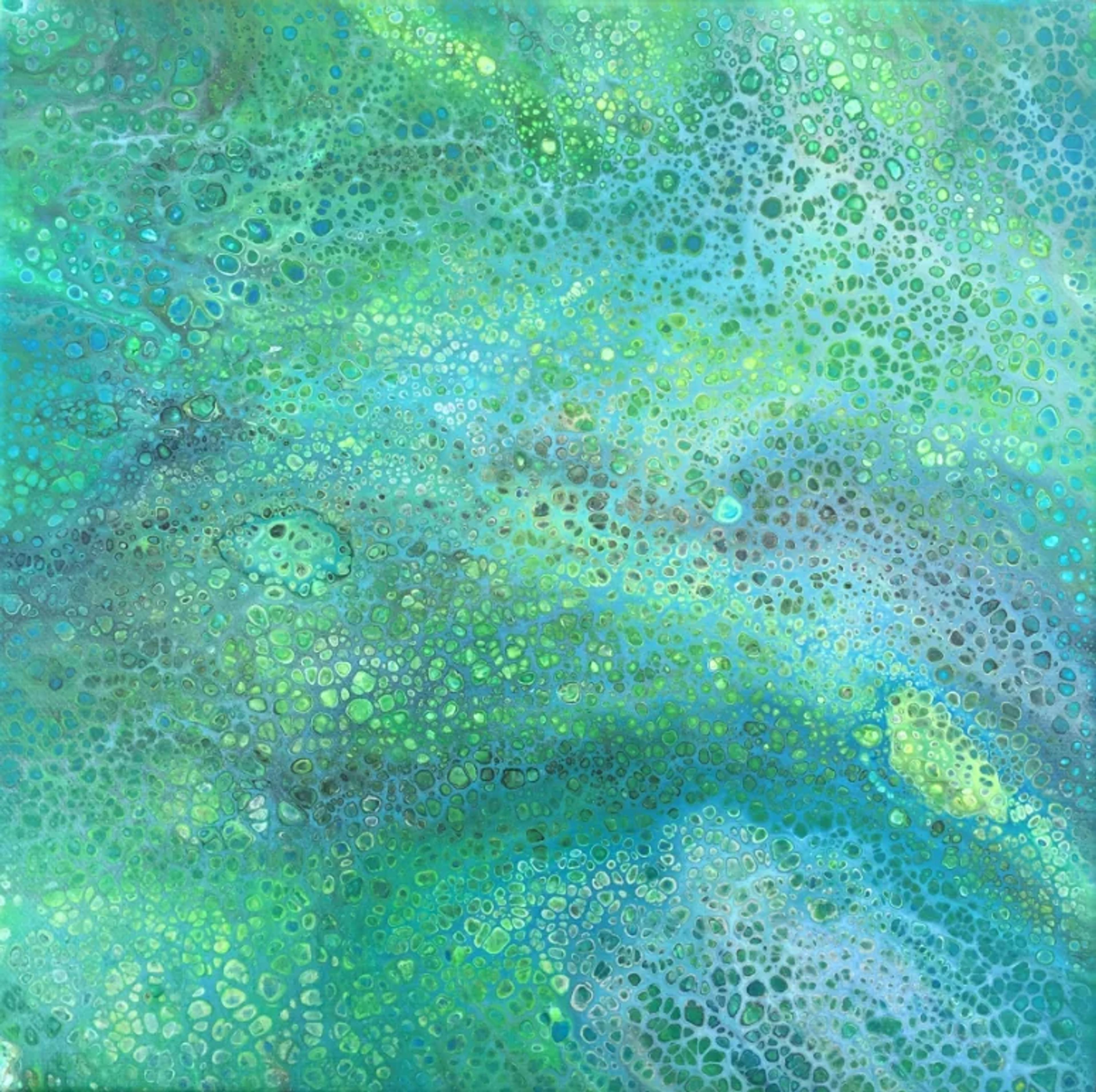 Tableau abstrait contemporain de Caroline Pons: coulée acrylique marine, motifs cellulaires organiques verts et bleus évoquant profondeurs aquatiques ou nature luxuriante.