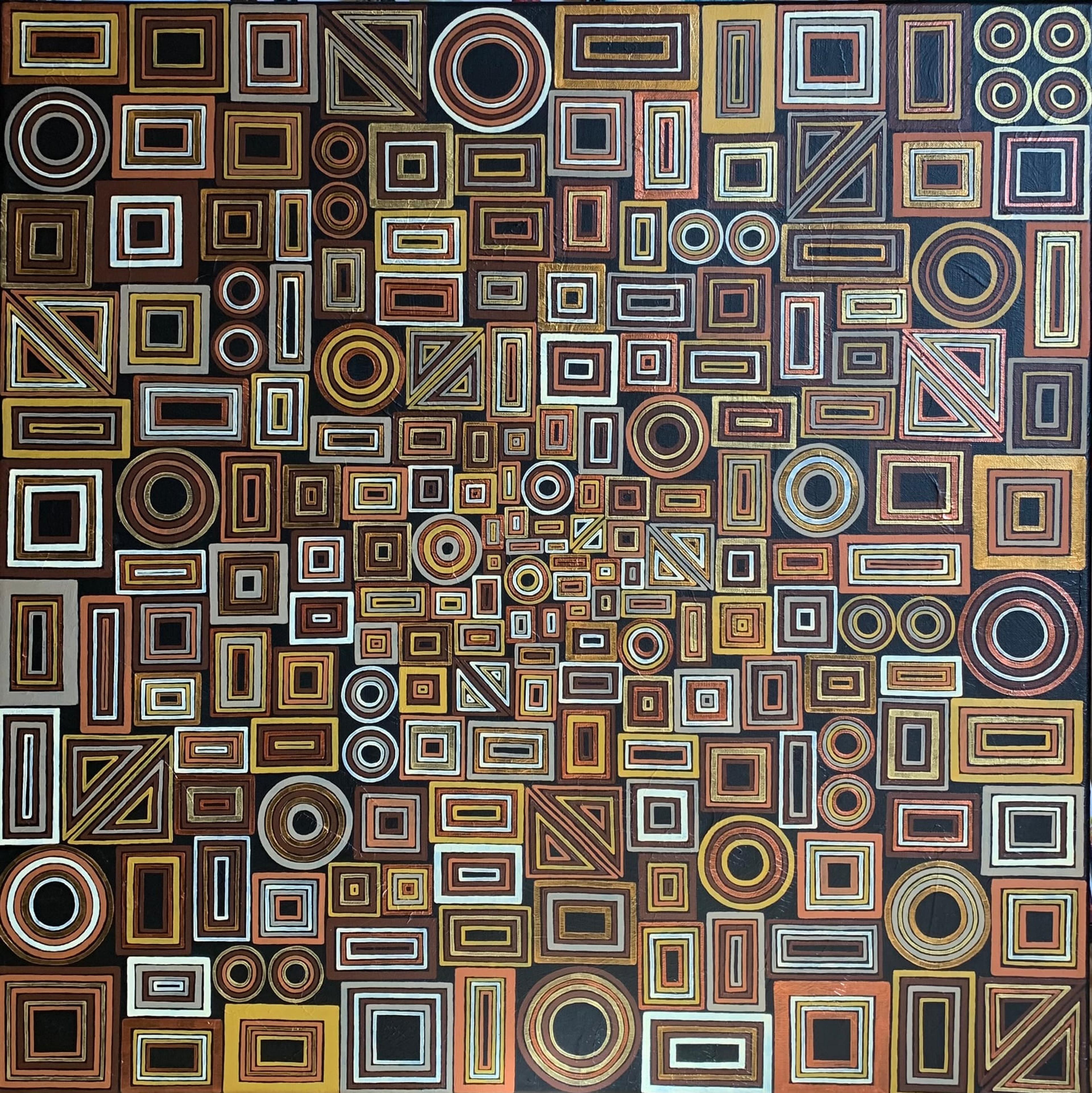 Carrés cercles et triangles marron et or fond noir