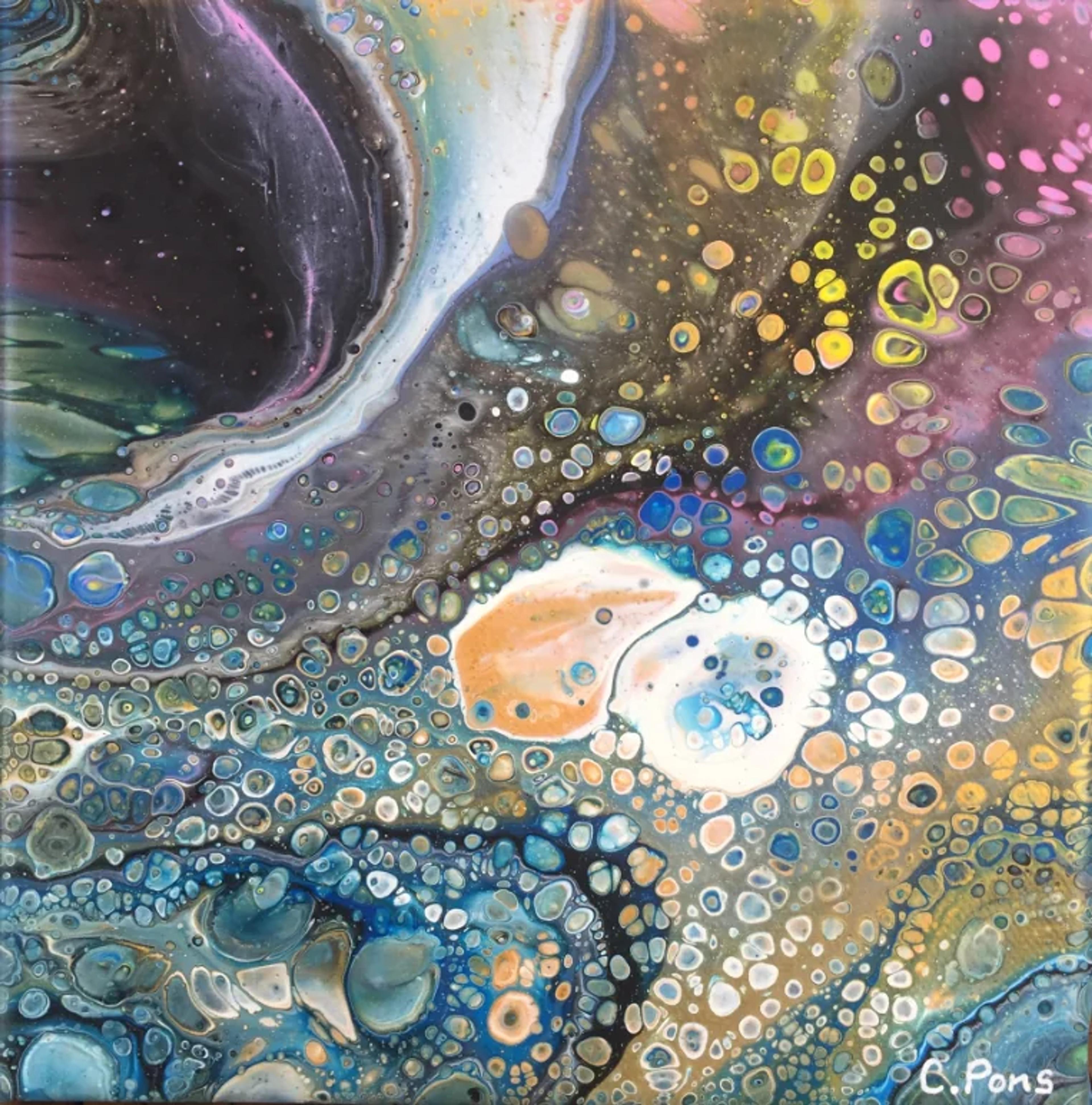 Art aborigène contemporain par Caroline Pons. Toile acrylique fluide aux cellules vibrantes de bleu, or, rose et noir, rappelant des motifs naturels.