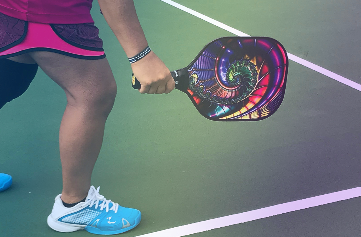 What Should You Look for When Choosing a Pickleball Paddle? Top Considerations