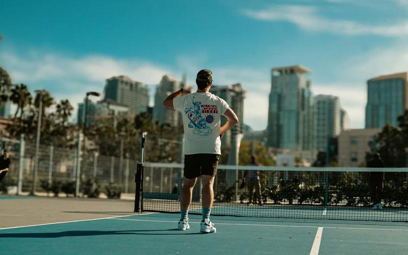 What Is Swing Weight in a Pickleball Paddle?