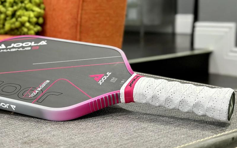 JOOLA Magnus: Pickleball Paddle Review