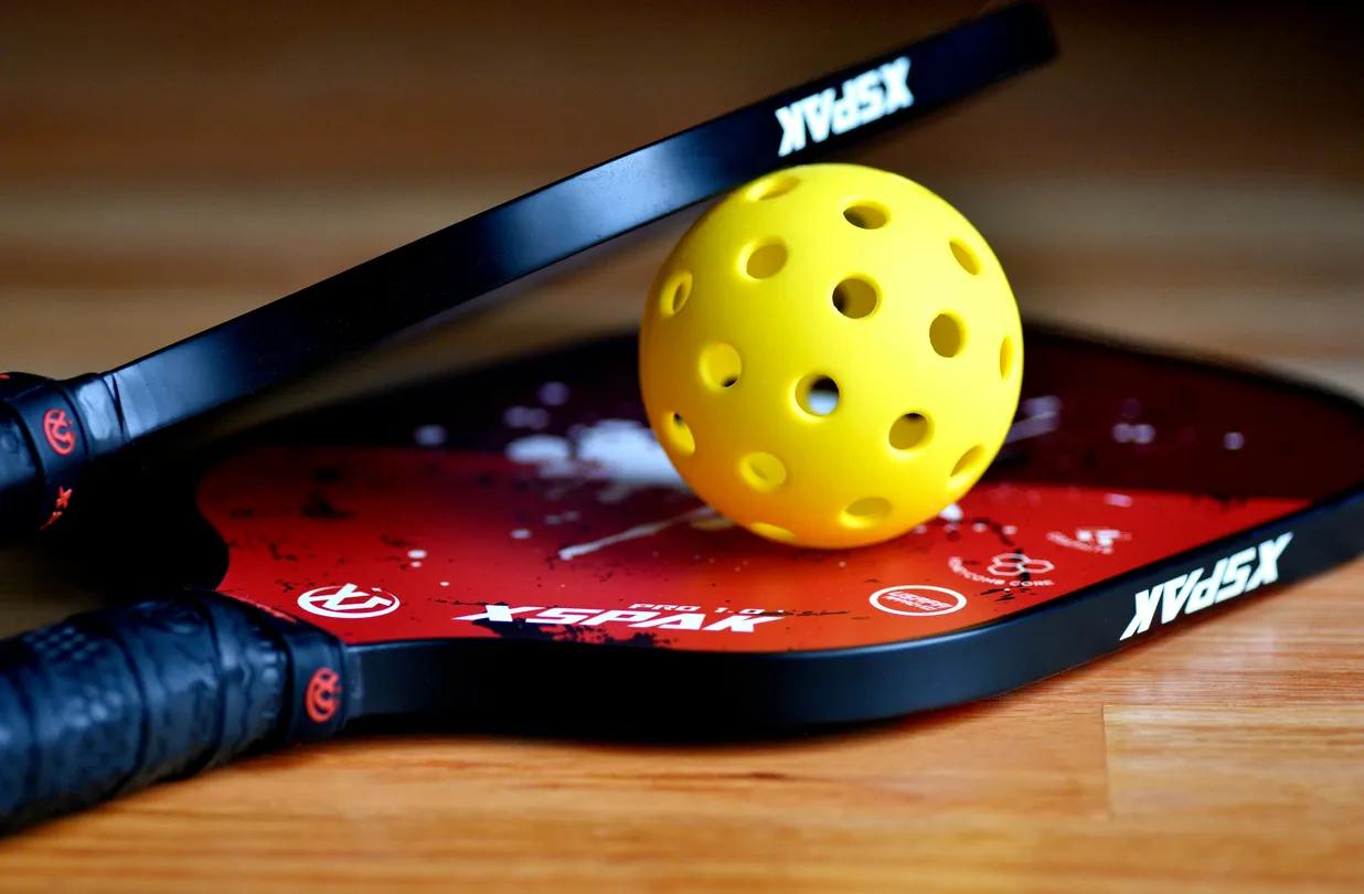 Cheap vs Expensive Pickleball Paddles: What Really Sets Them Apart?