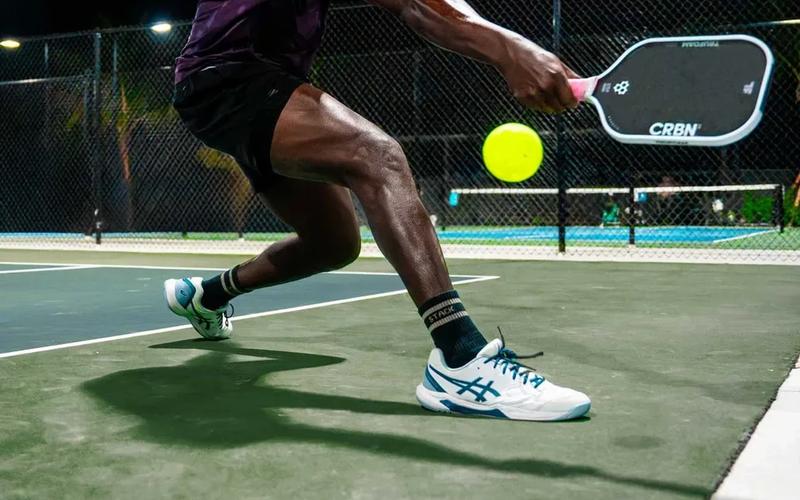 Which CRBN Pickleball Paddle Is Best for Control?