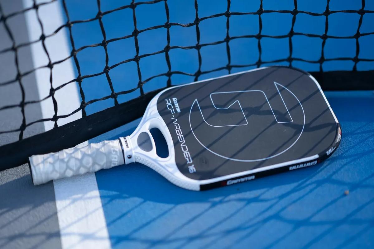 Finding the Perfect Pickleball Paddle for Your Playing Style
