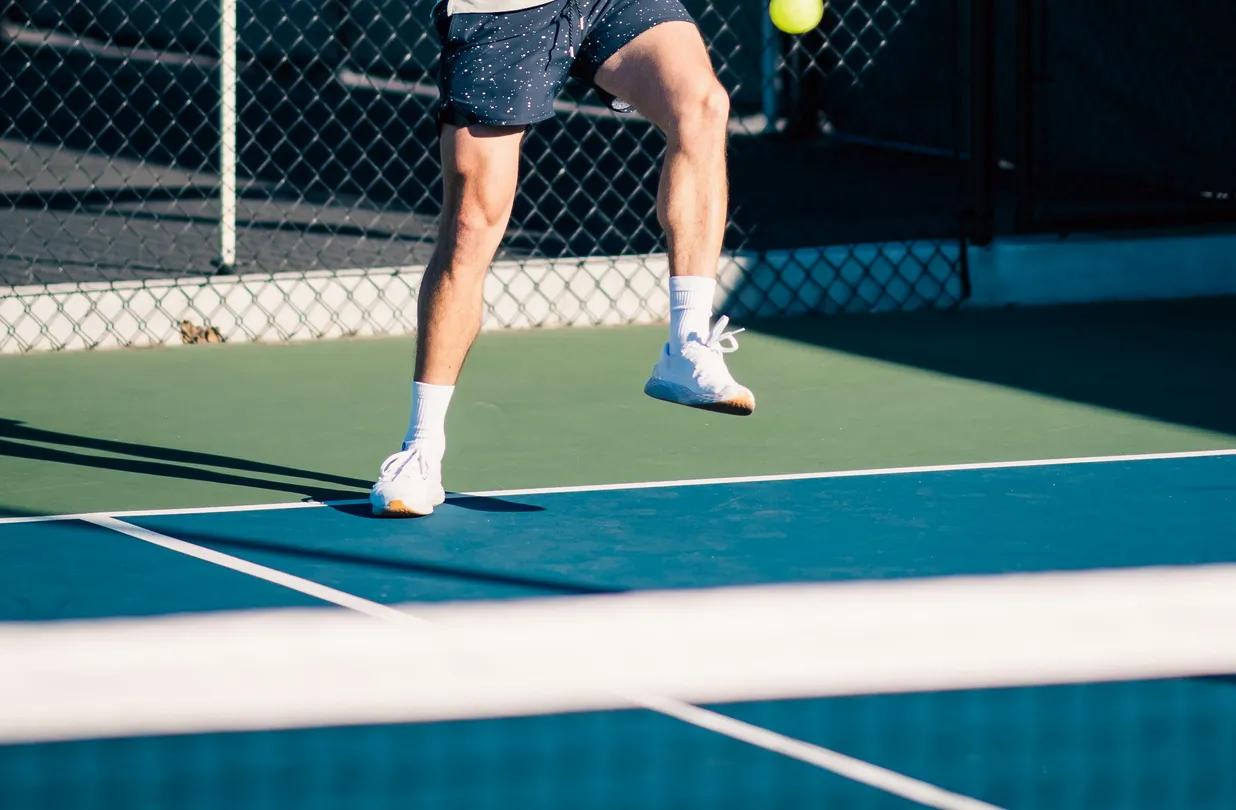 What Are the Best Widebody Pickleball Paddles?