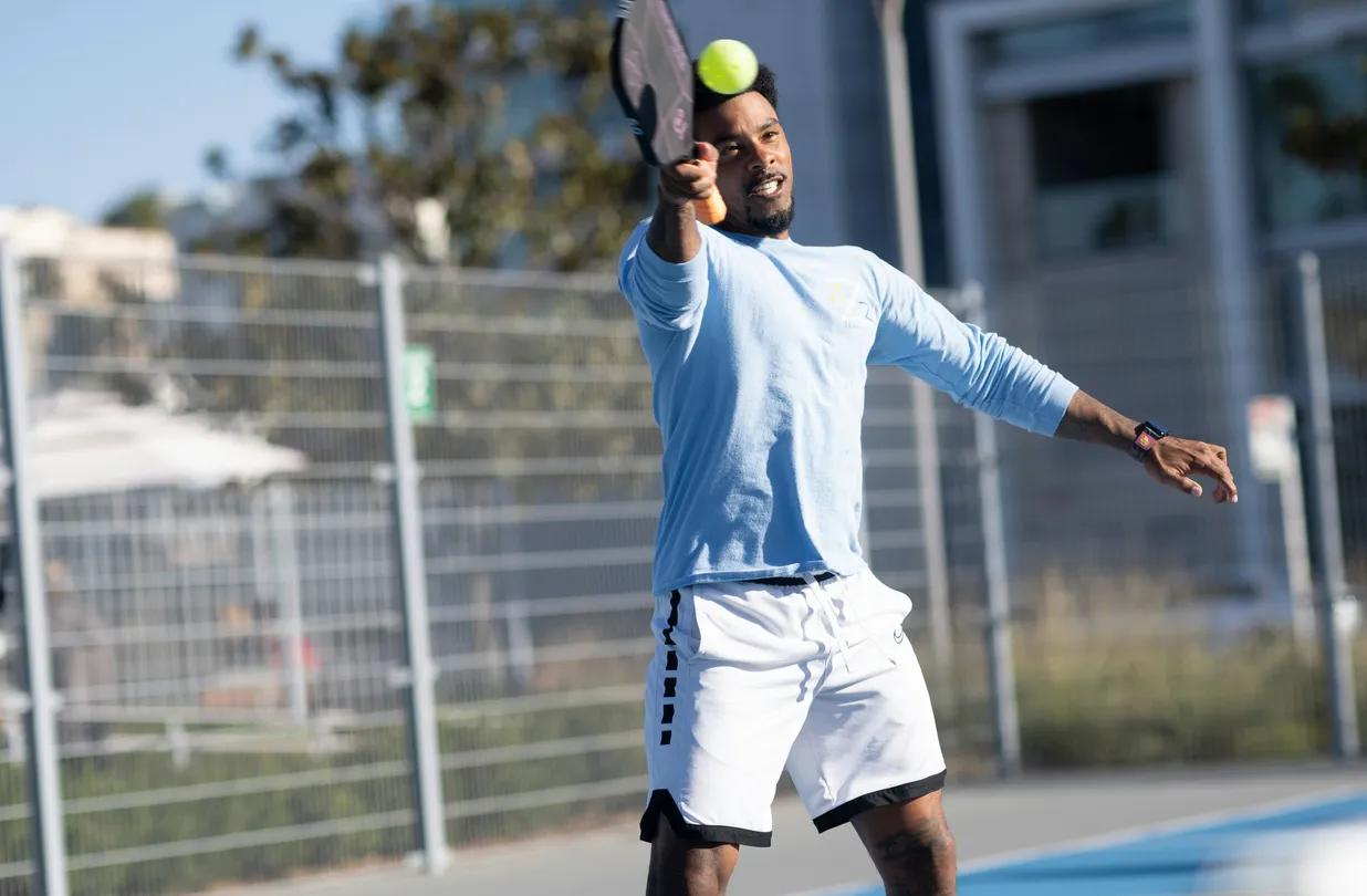 Where Pickleball Players Buy and Sell Used Paddles