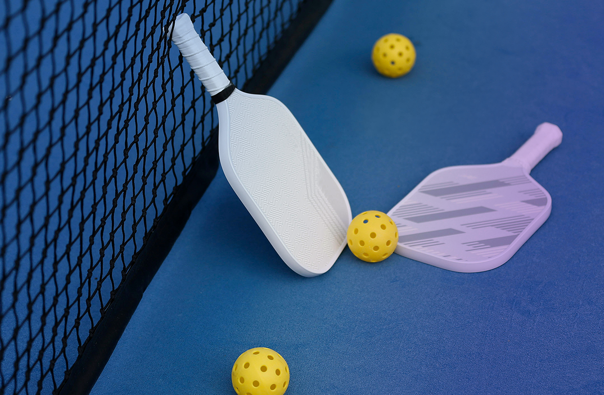 Does Paddle Width Matter in Pickleball Paddles?