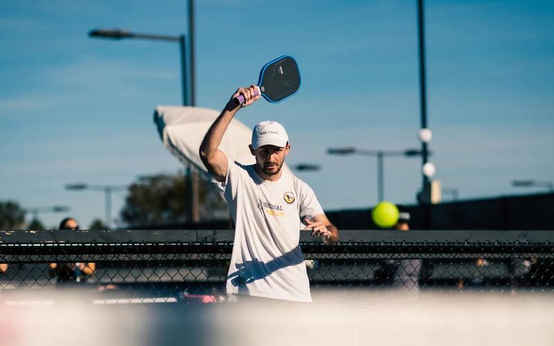 Best Pickleball Paddles for 3.5 Players: A Practical Guide