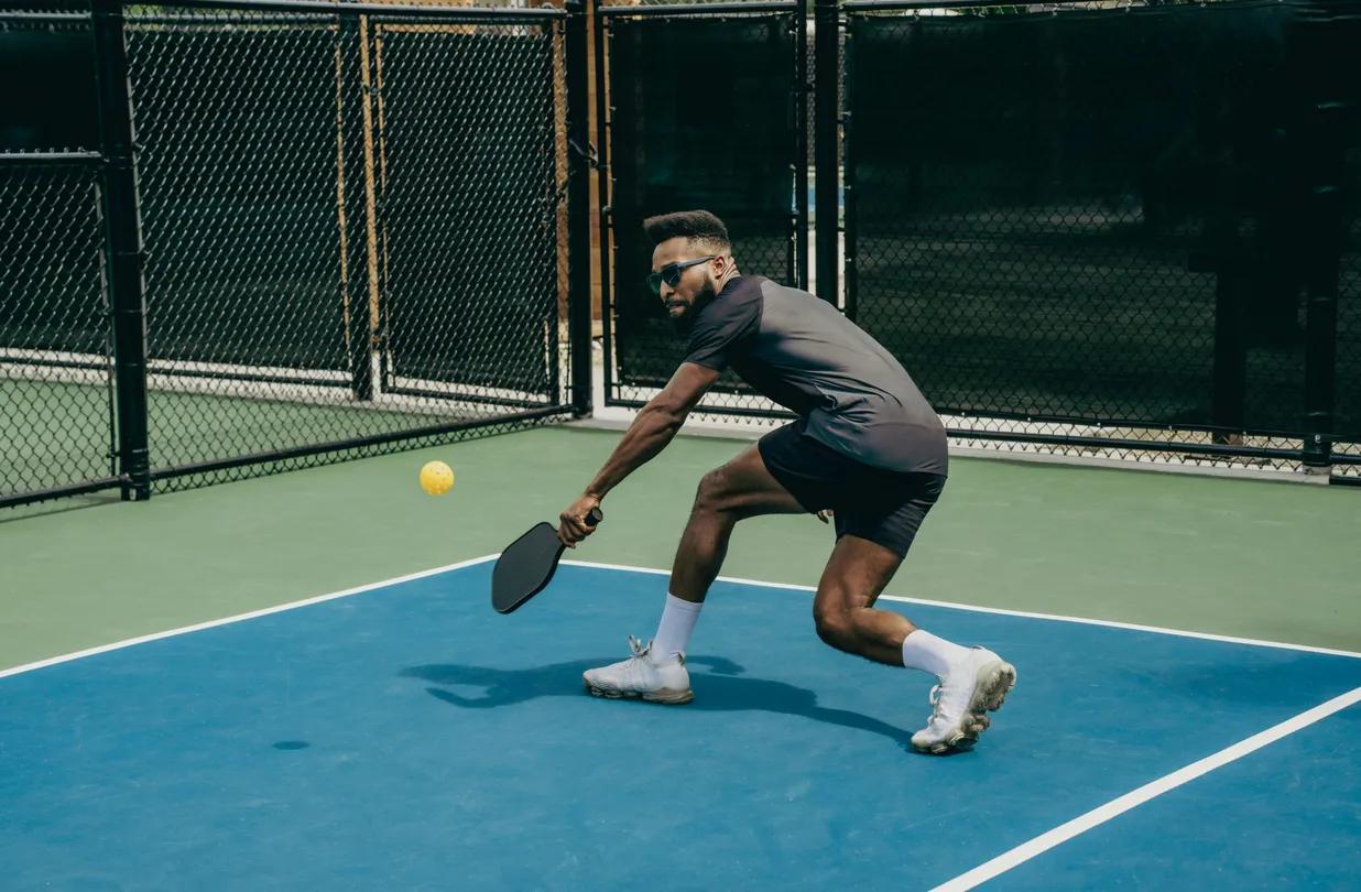What Should I Look for When Buying a Used Pickleball Paddle?