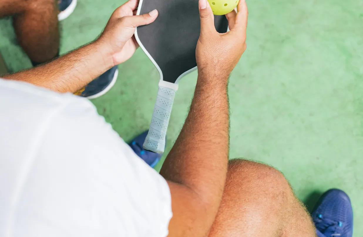 Best Used Pickleball Paddles Under $100: Complete Guide