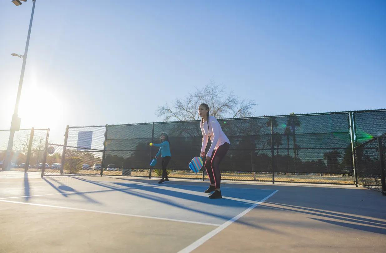 What Are the Best Pickleball Paddles for Indoor Play?