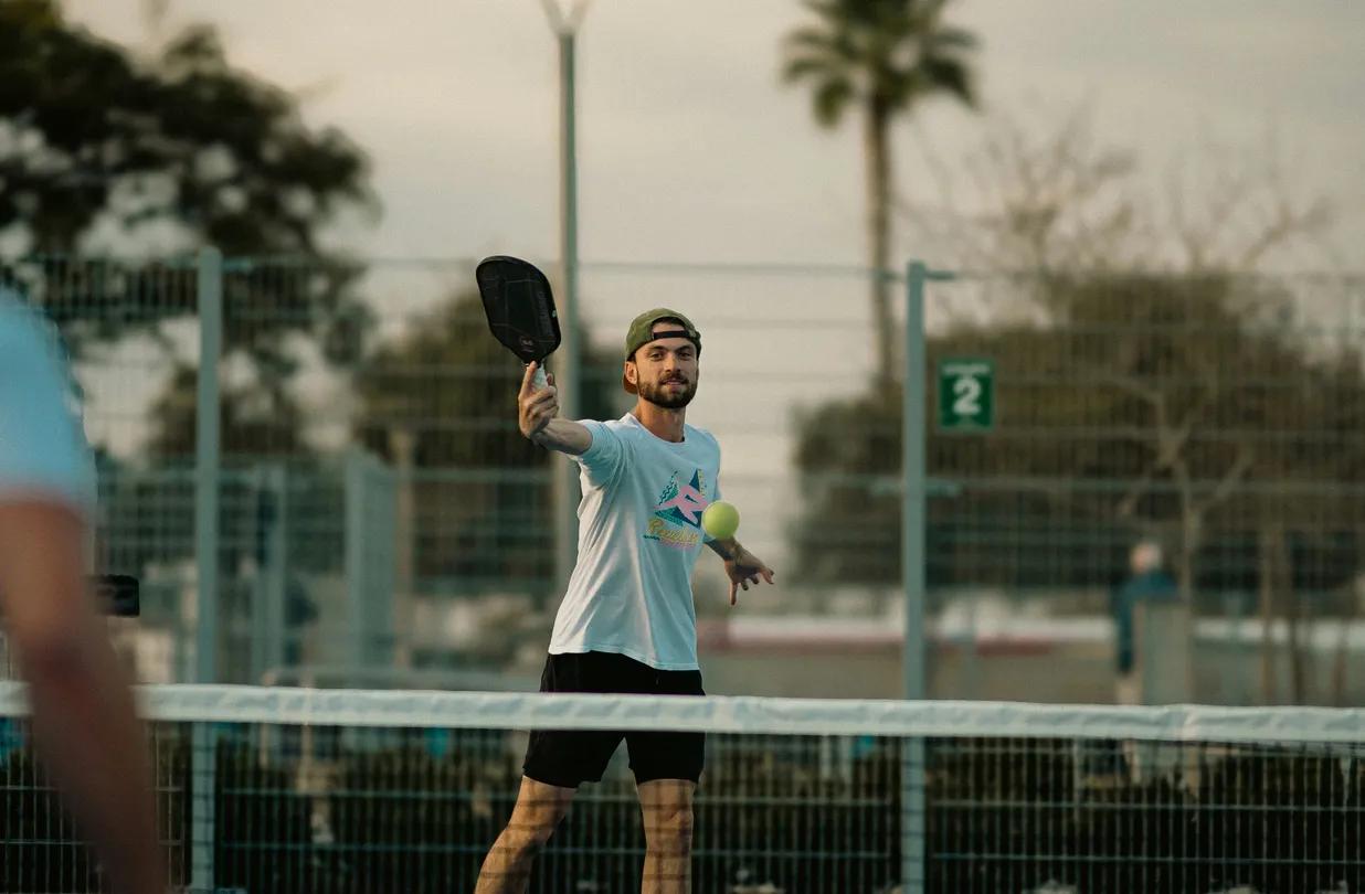 Best Way to Buy Used Pickleball Paddles: Full Guide