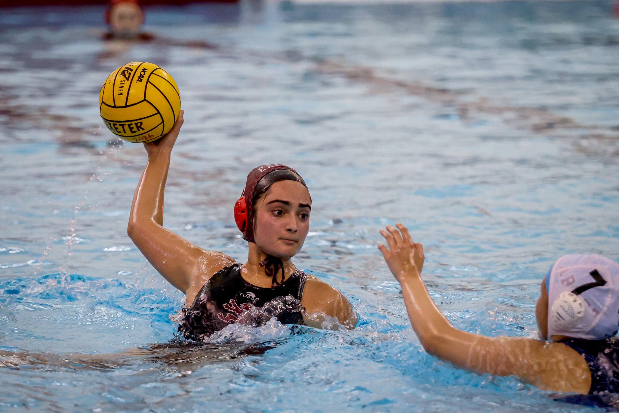 girl plays waterpolo