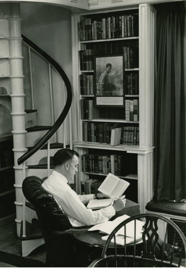 archival picture