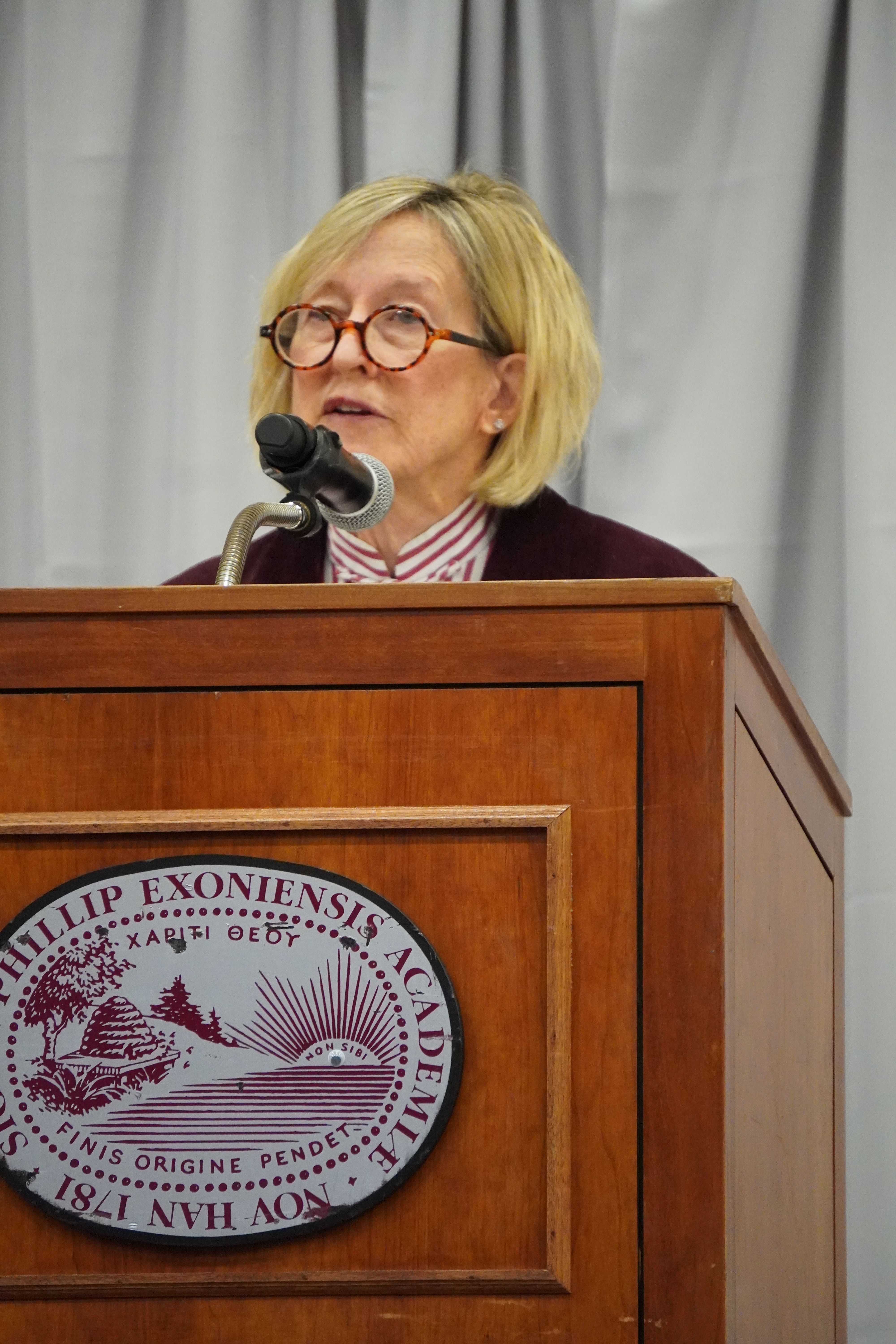 Dinda Elliott ’76