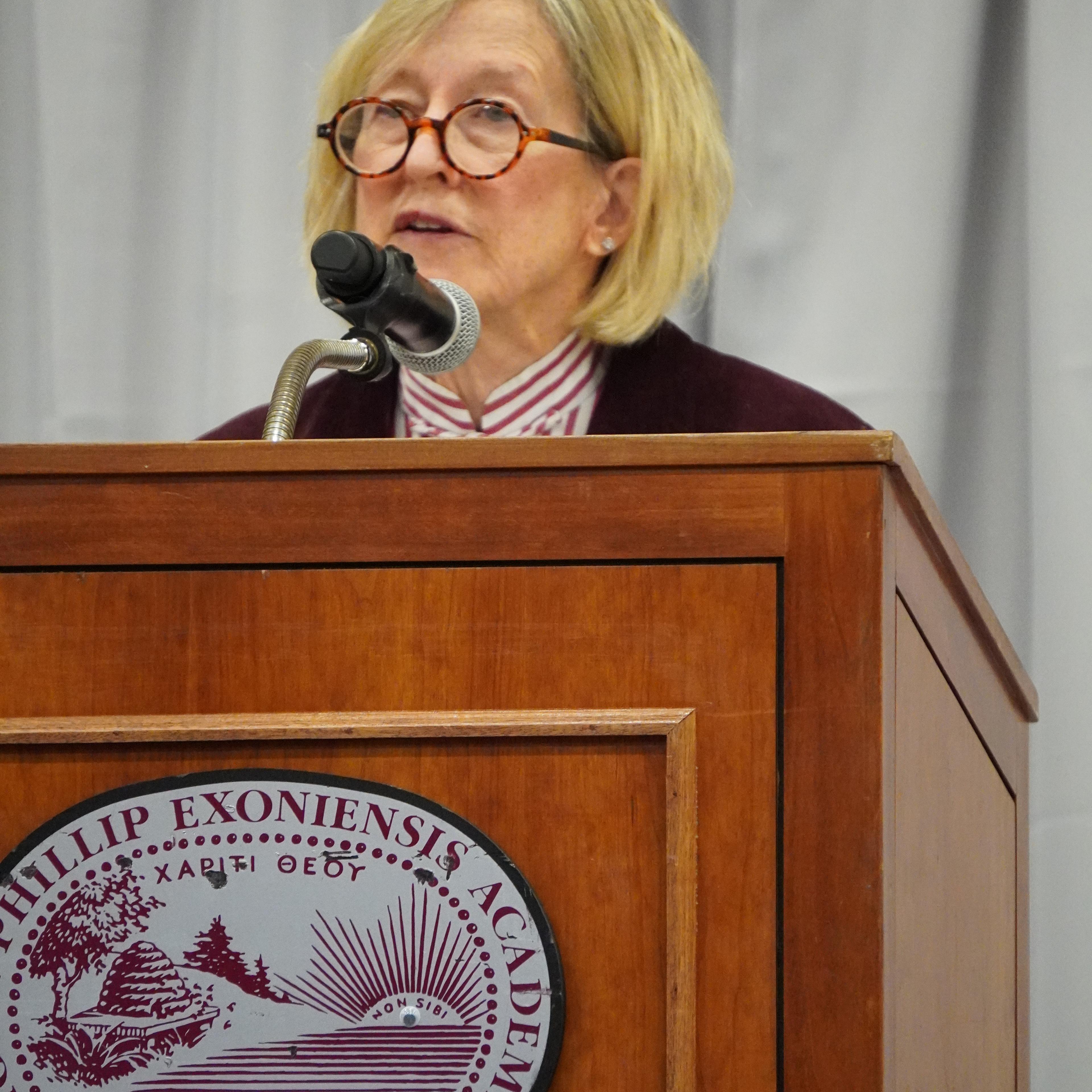 Dinda Elliott ’76