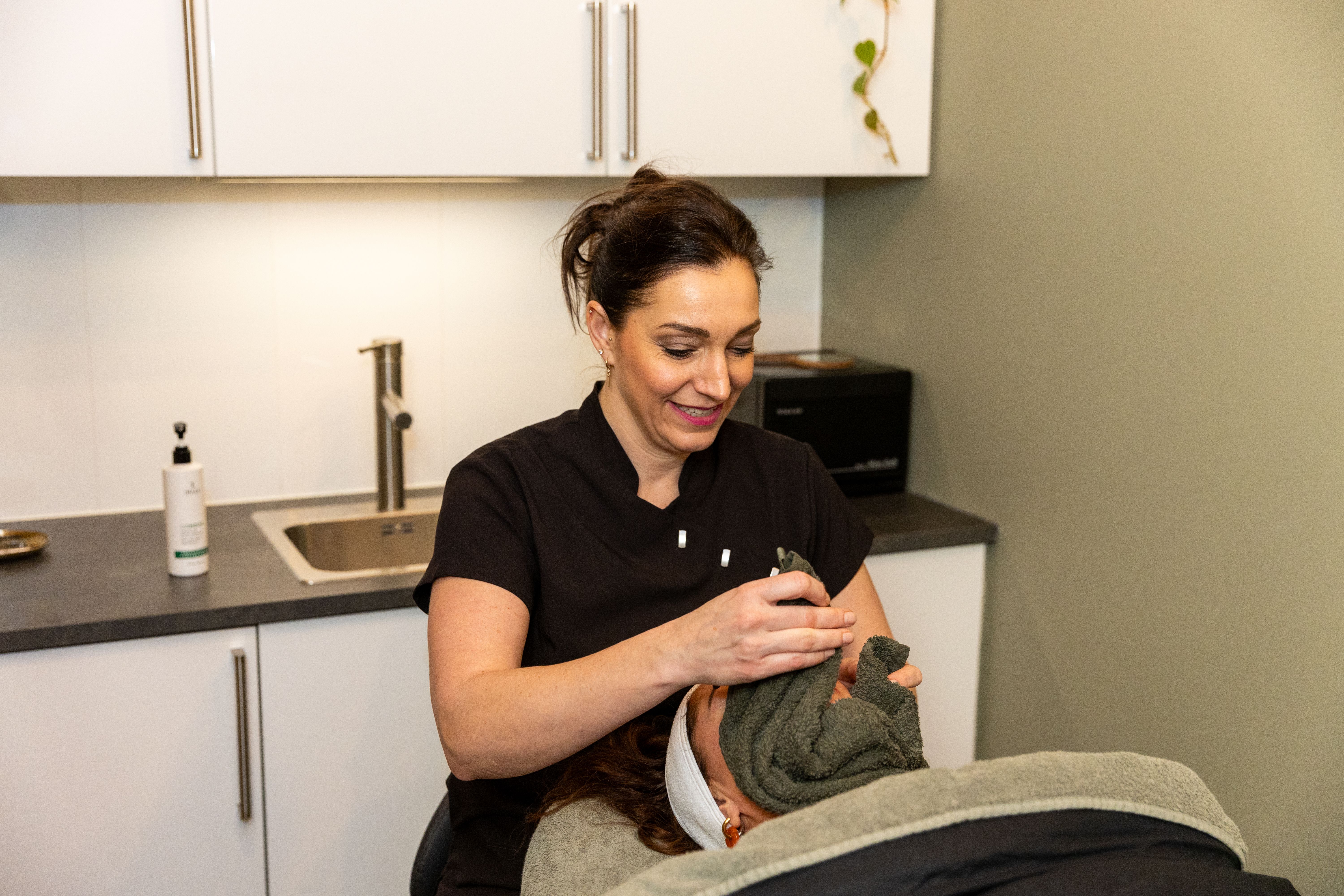 Tamara van Dalen in haar salon