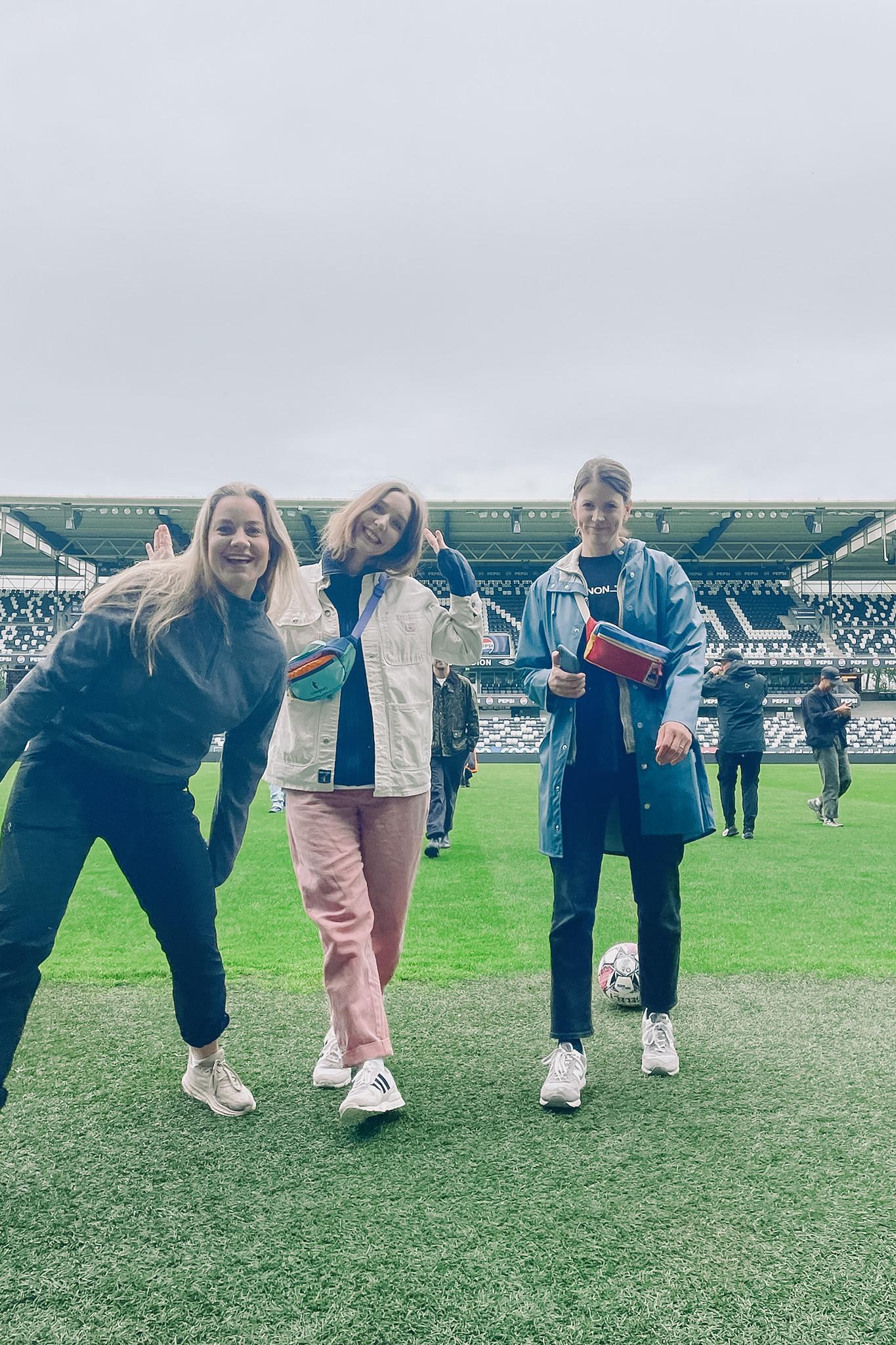 Andrea Rakela Doan, Johanne Lian Osen and Astrid Norum at Lerkendal Stadion in Trondheim.