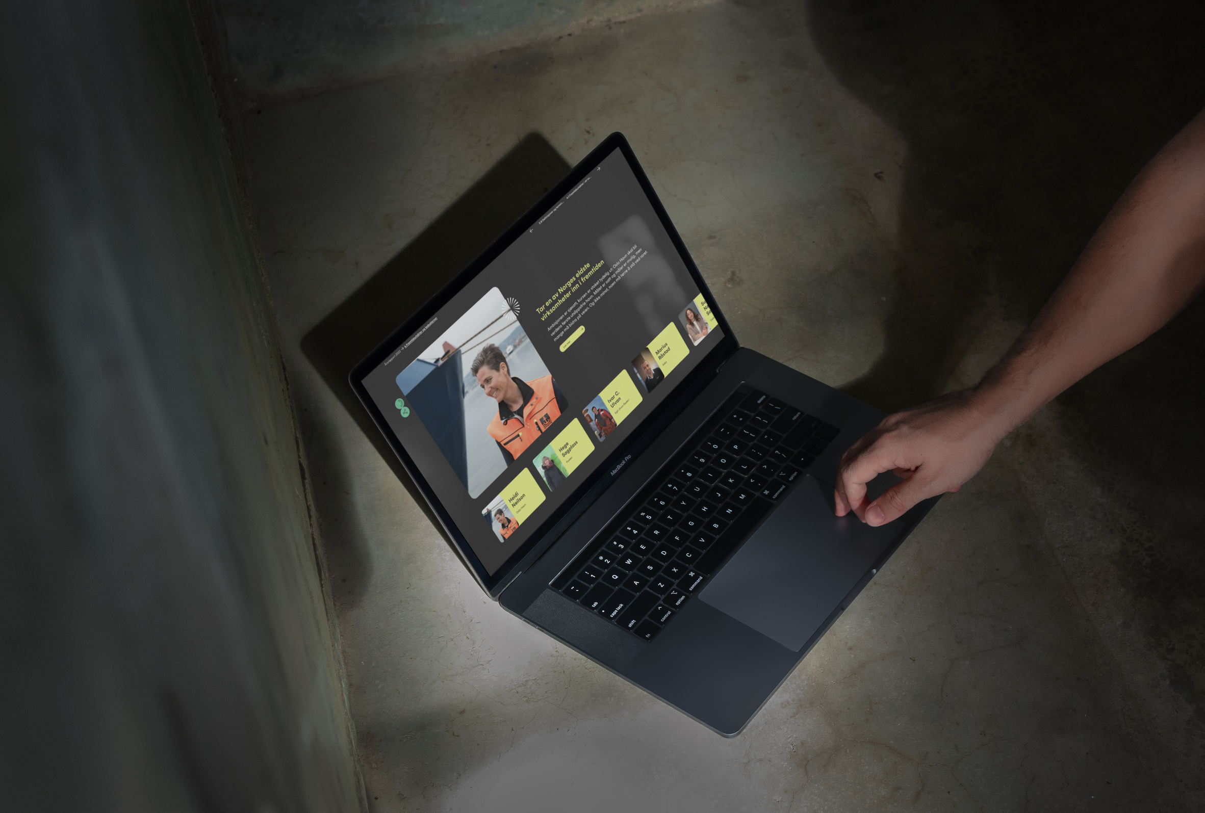 Desktop version of Enovas arsrapport